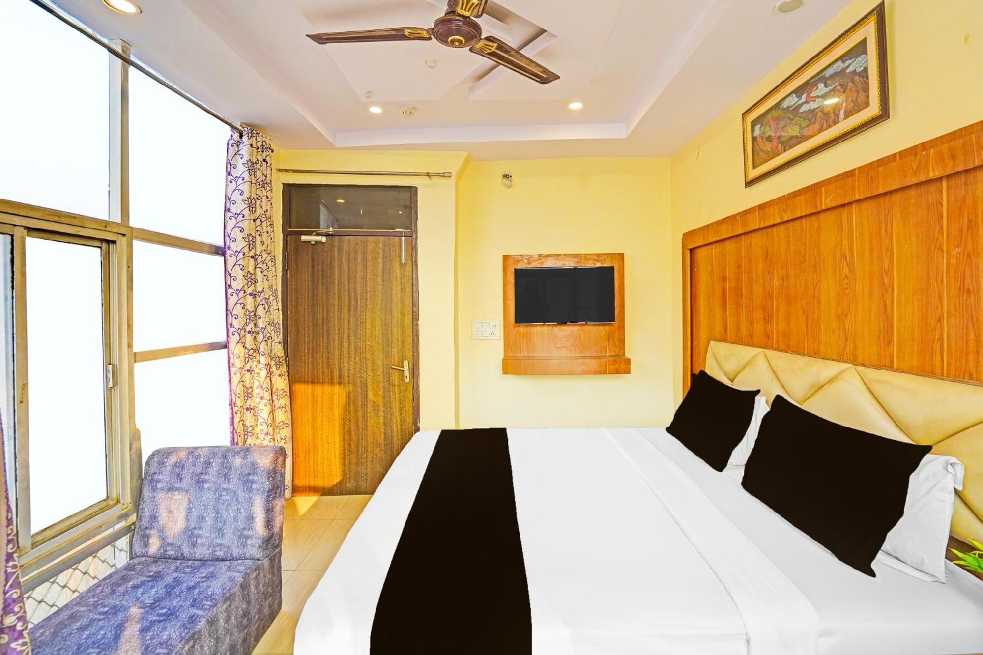 Super Hotel O Charbagh Formerly Khalsa Inn Lucknow Buitenkant foto