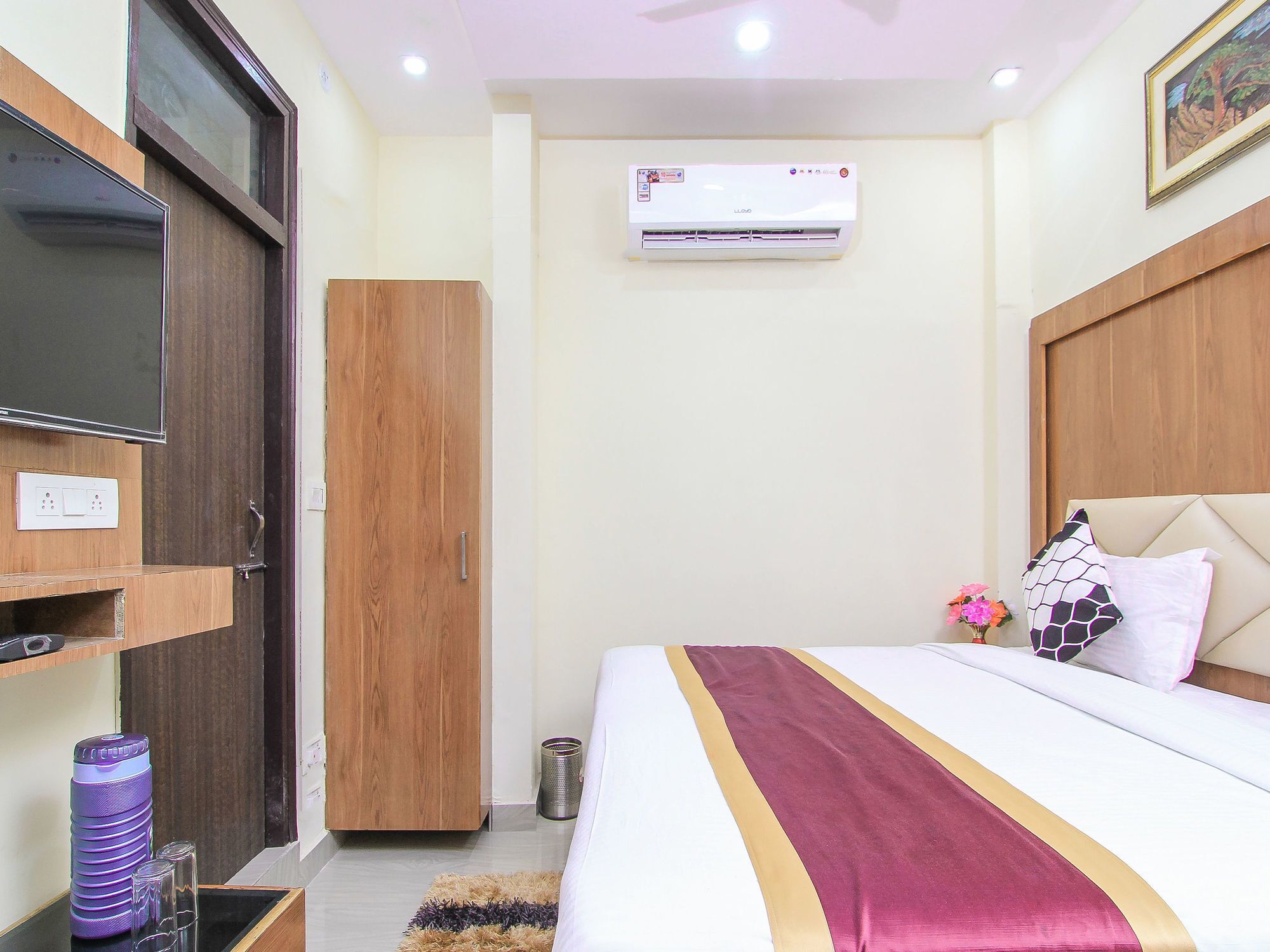 Super Hotel O Charbagh Formerly Khalsa Inn Lucknow Buitenkant foto